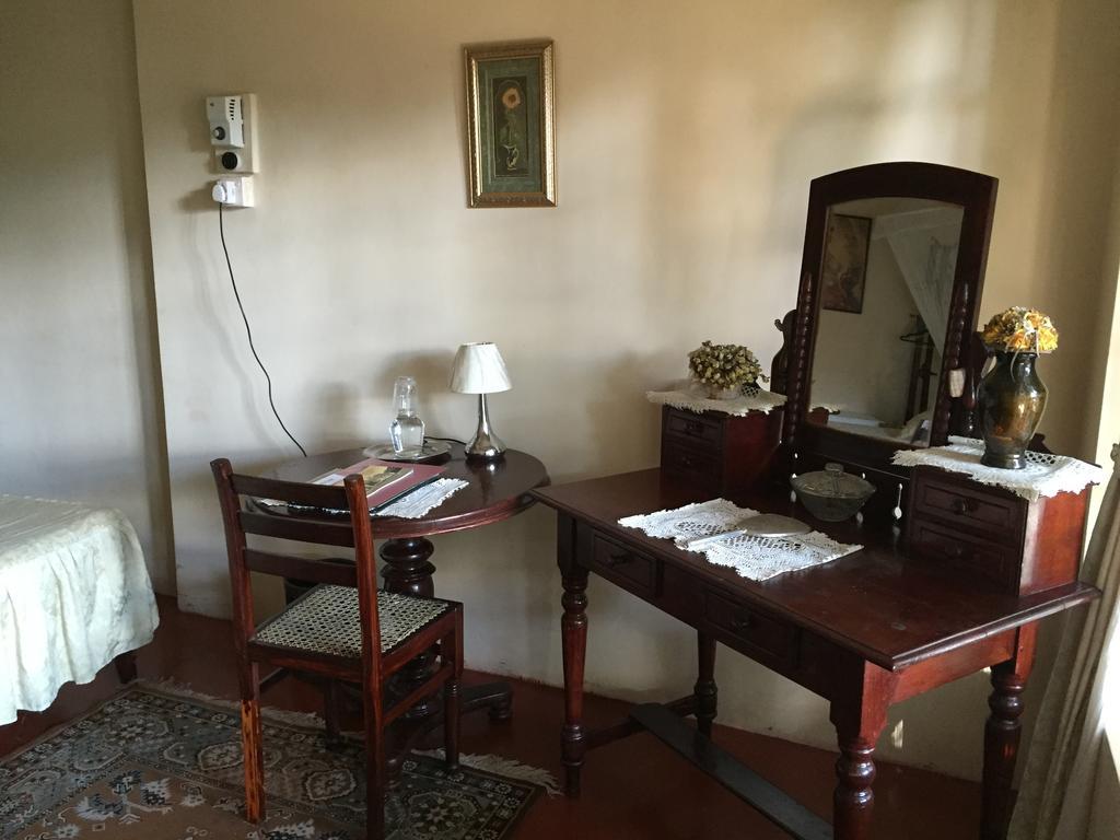 Lake Bungalow Hotel Kandy Szoba fotó