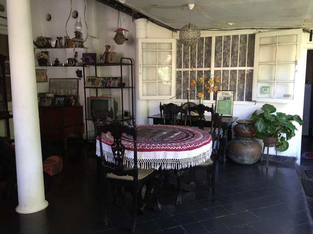 Lake Bungalow Hotel Kandy Kültér fotó